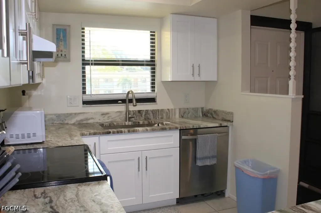 16361 Dublin Circle Fort Myers FL 33908