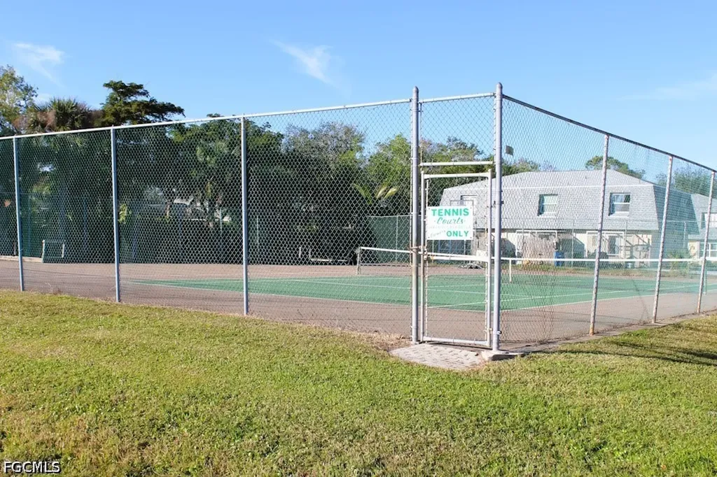 16361 Dublin Circle Fort Myers FL 33908