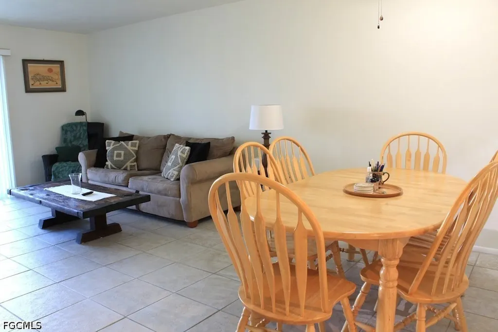 16361 Dublin Circle Fort Myers FL 33908