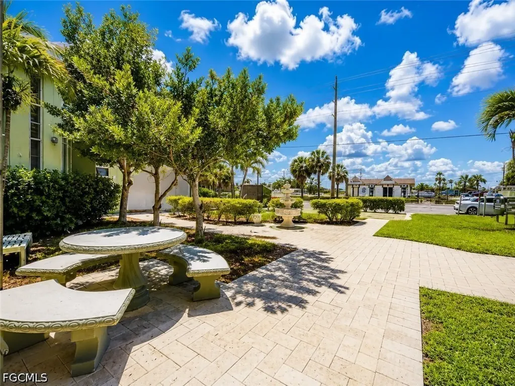 3817 Del Prado Boulevard S Cape Coral FL 33904
