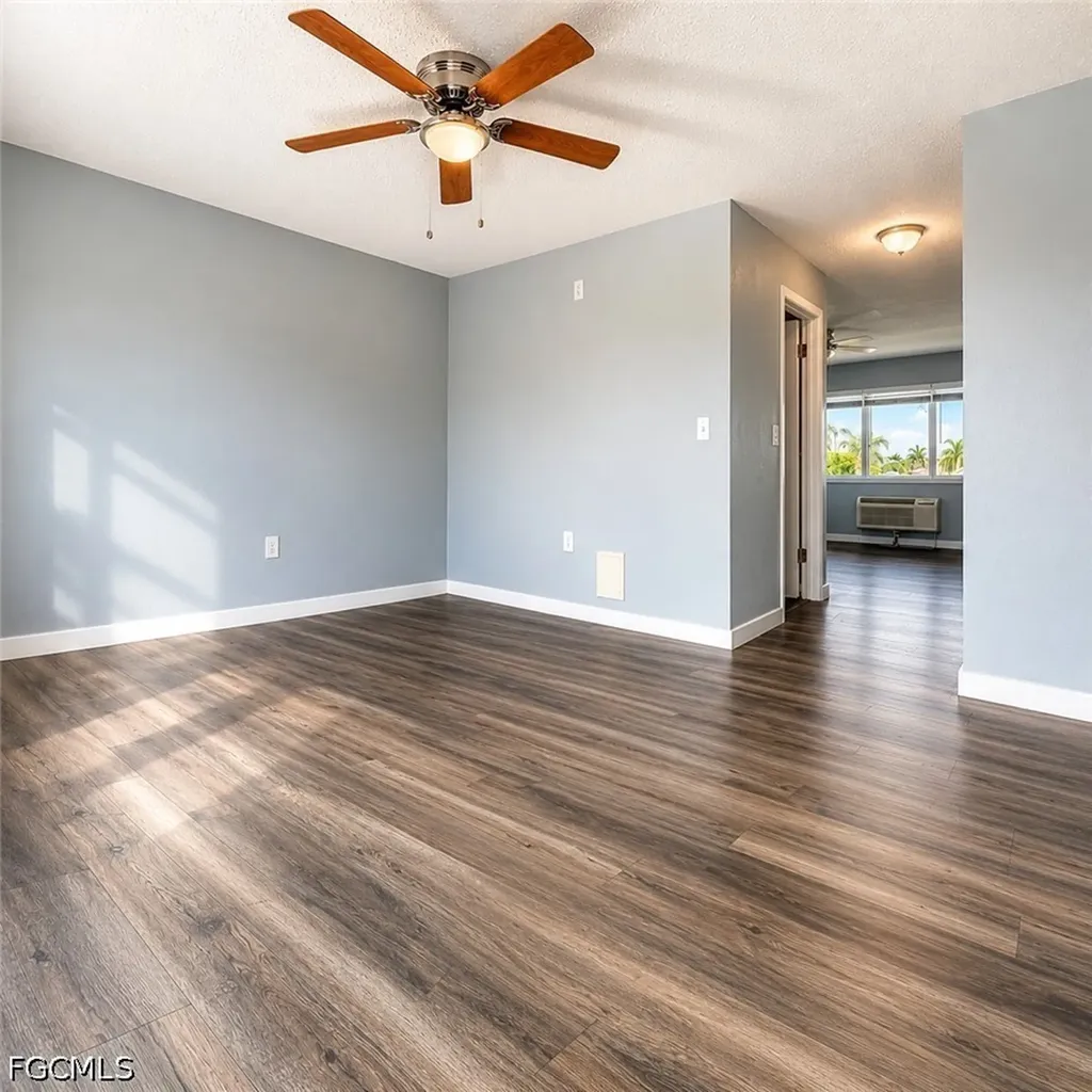 3817 Del Prado Boulevard S Cape Coral FL 33904