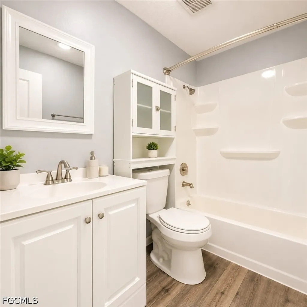 3817 Del Prado Boulevard S Cape Coral FL 33904