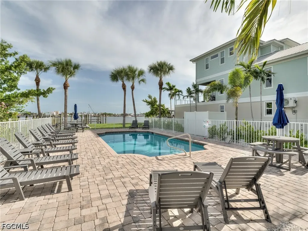 276 Delmar Avenue Fort Myers Beach FL 33931