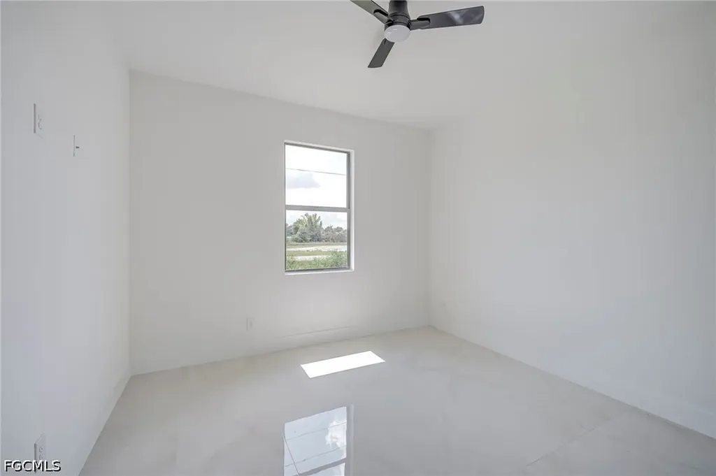 5905 Sunshine Boulevard N Lehigh Acres FL 33971