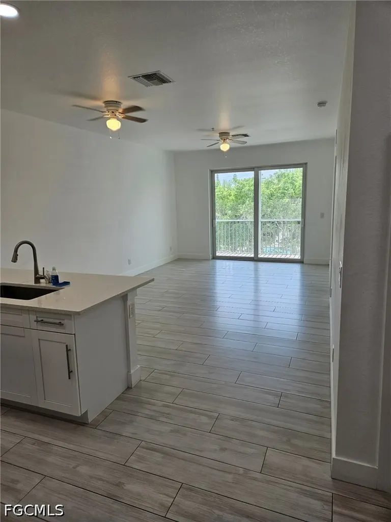 4425 SW Santa Barbara Place Cape Coral FL 33914