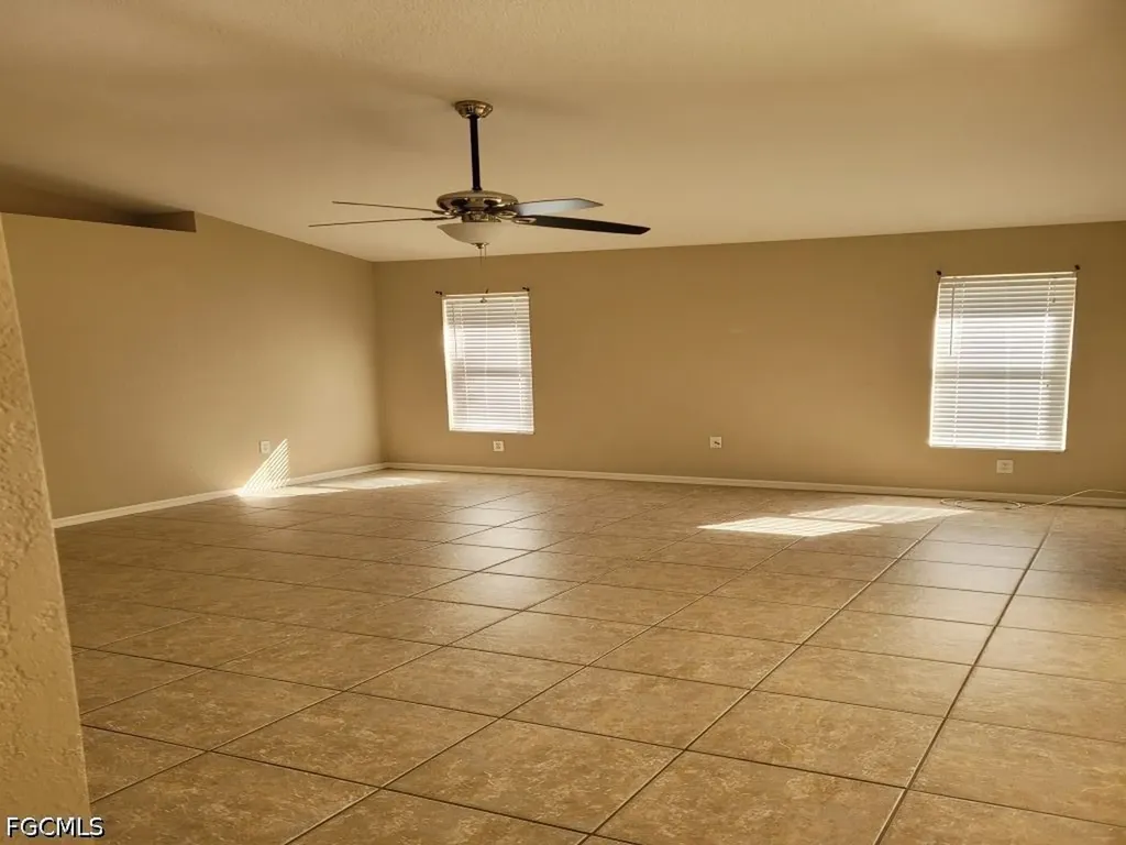 4145 SW 9th Avenue Cape Coral FL 33914