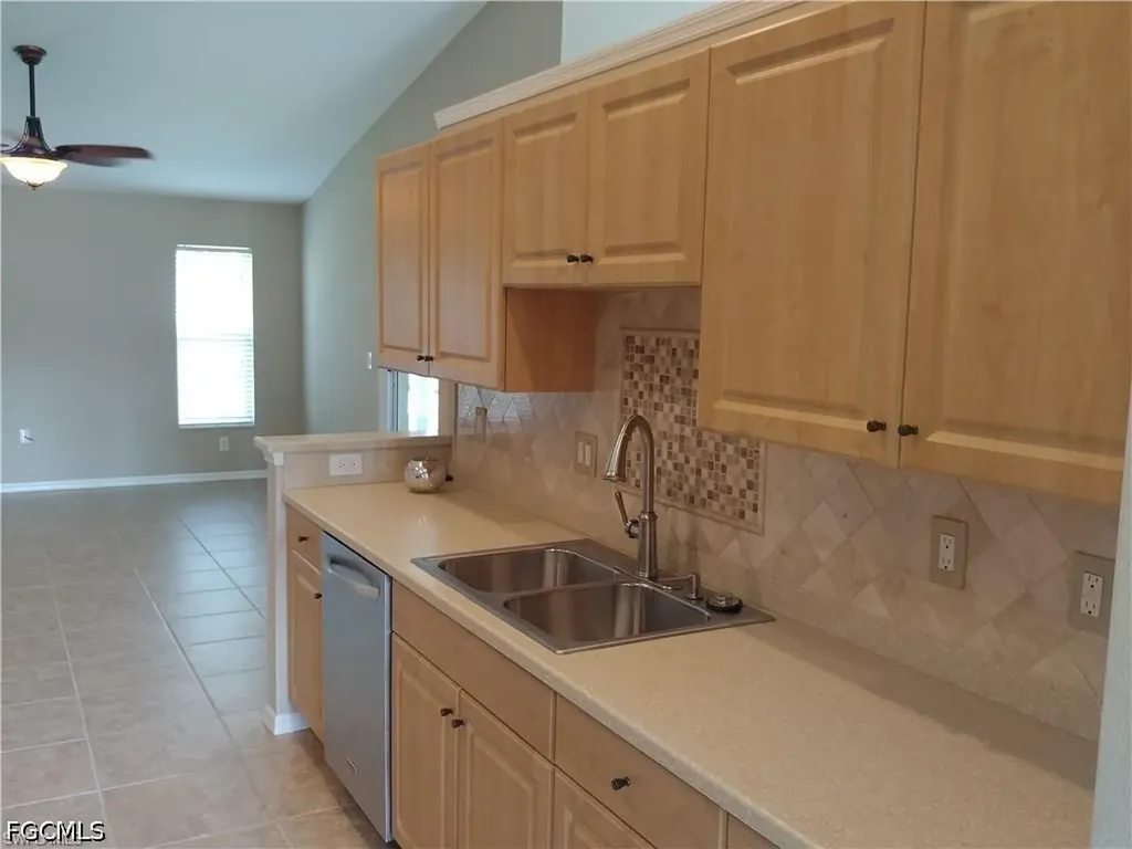 4145 SW 9th Avenue Cape Coral FL 33914