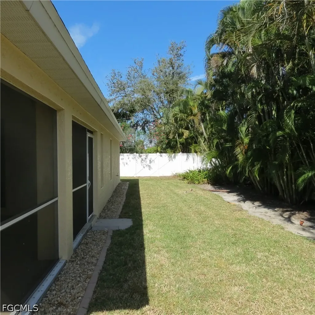 4145 SW 9th Avenue Cape Coral FL 33914