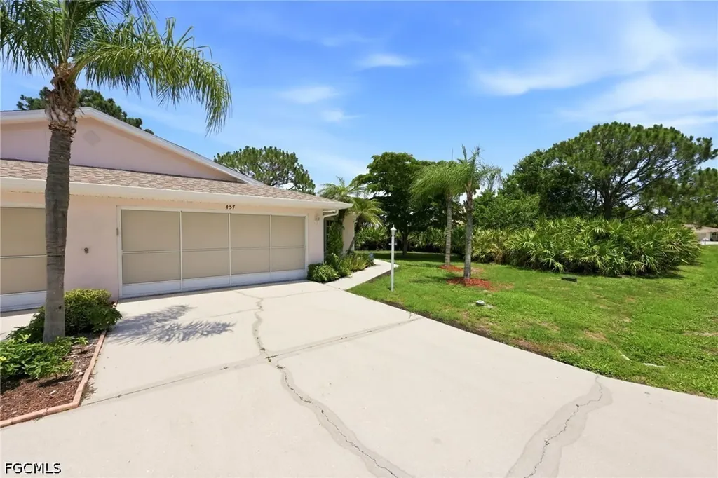 457 Bethany Village Circle Lehigh Acres FL 33936