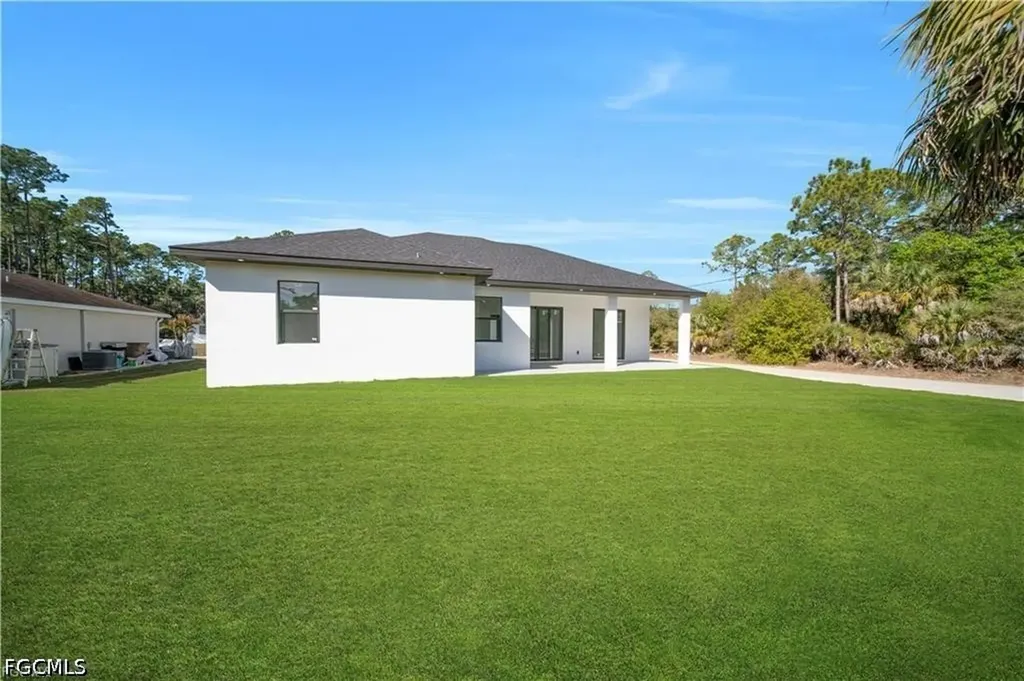 4703 Sara Avenue N Lehigh Acres FL 33971