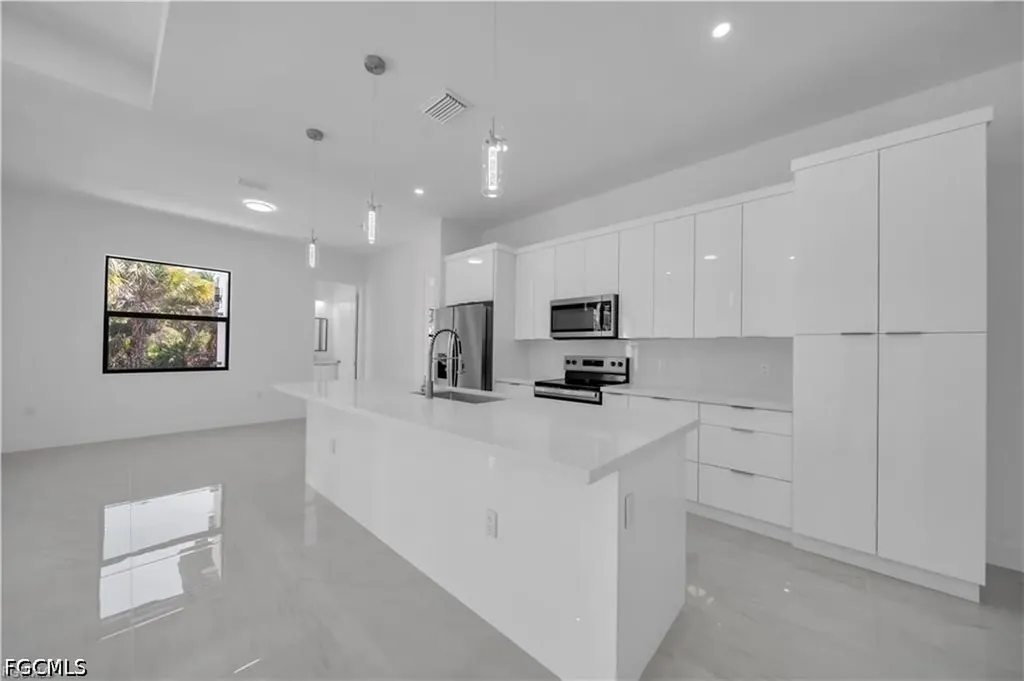 4703 Sara Avenue N Lehigh Acres FL 33971