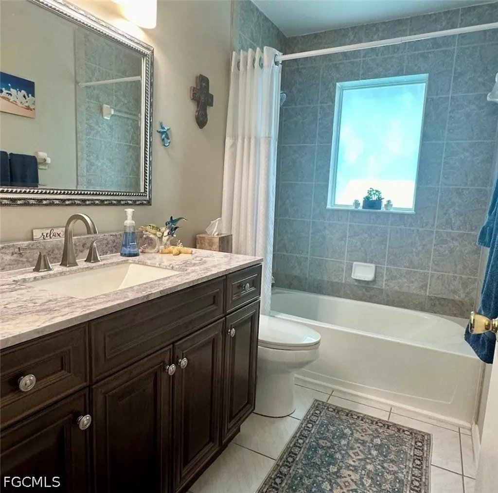 506 SE 27th Terrace Cape Coral FL 33904