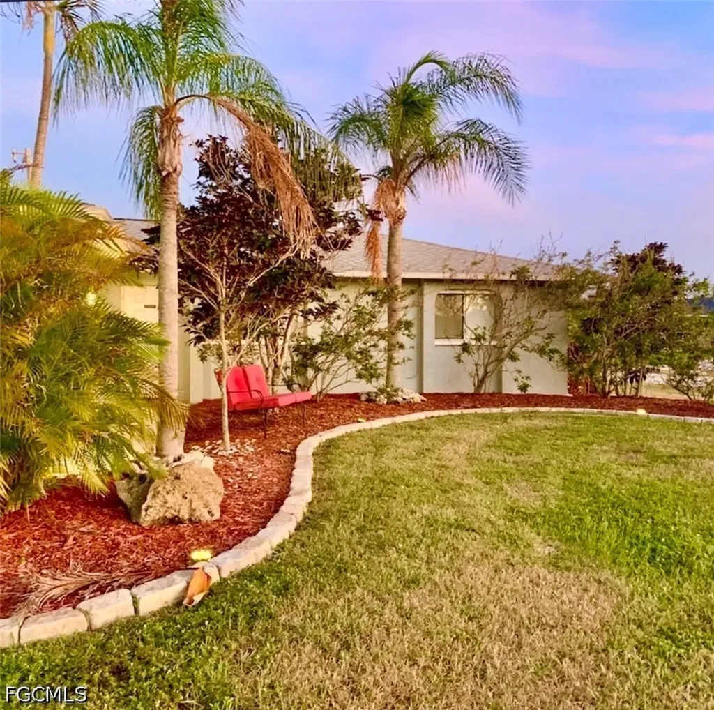 506 SE 27th Terrace Cape Coral FL 33904