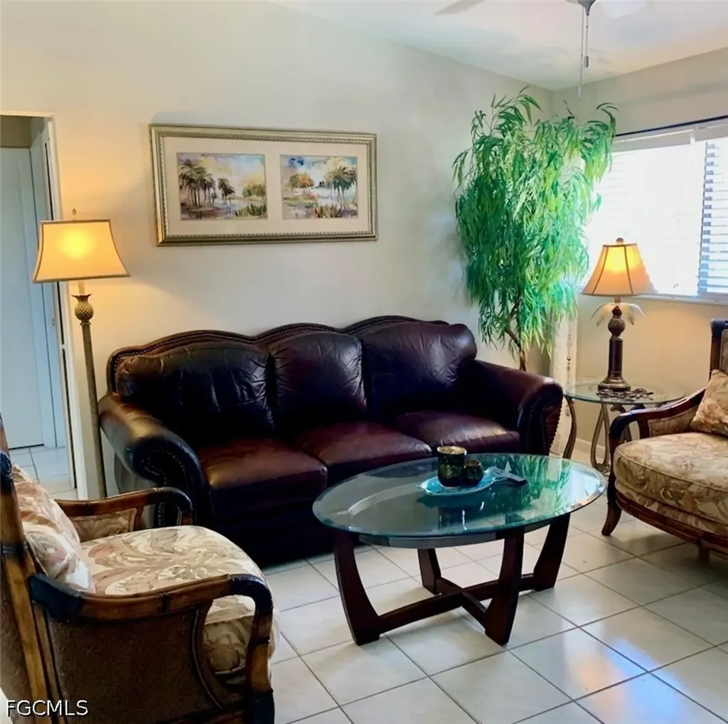 506 SE 27th Terrace Cape Coral FL 33904