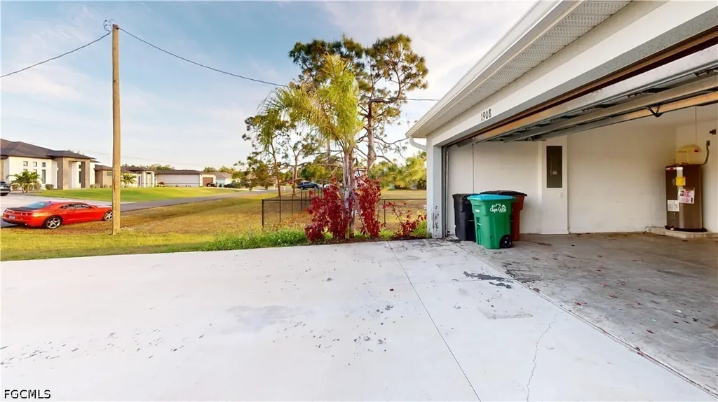 1908 NW 26th Place Cape Coral FL 33993
