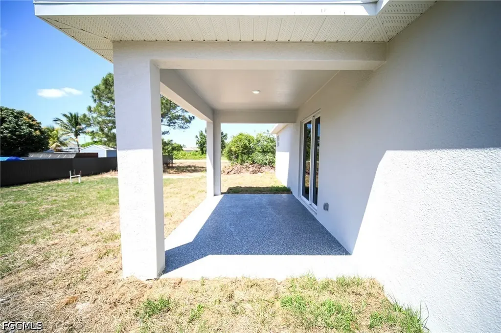 657 Crabtree Court Lehigh Acres FL 33974