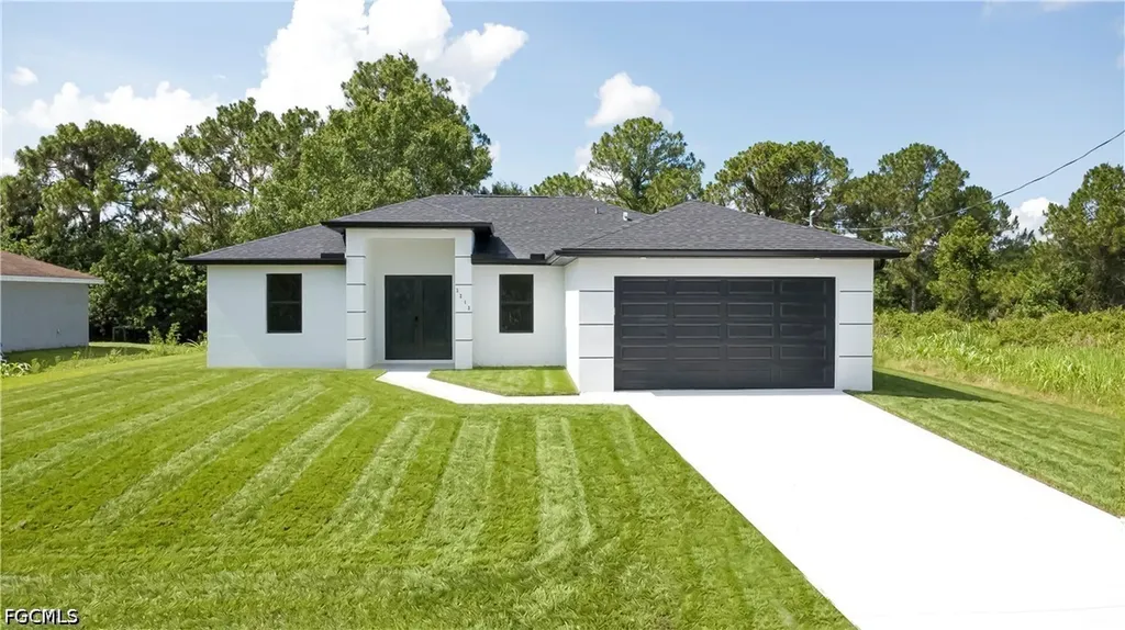 3213 51st Street W Lehigh Acres FL 33971