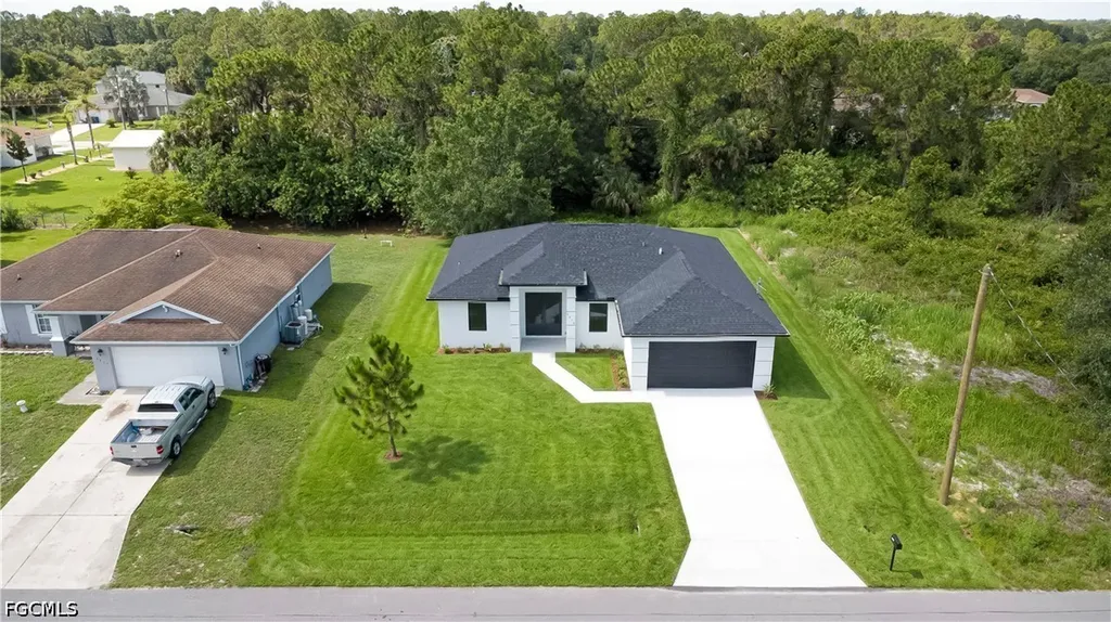 3213 51st Street W Lehigh Acres FL 33971