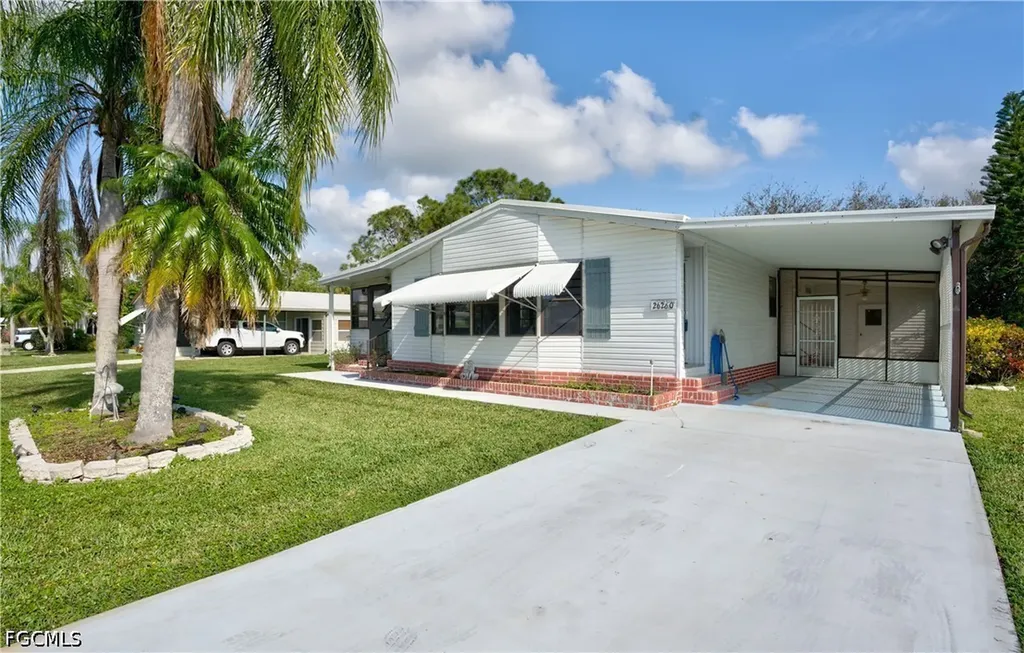 26260 Squire Lane Bonita Springs FL 34135