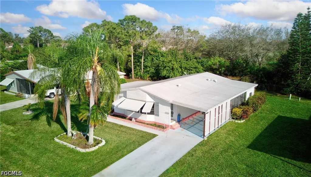 26260 Squire Lane Bonita Springs FL 34135