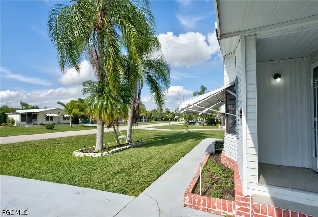 26260 Squire Lane Bonita Springs FL 34135