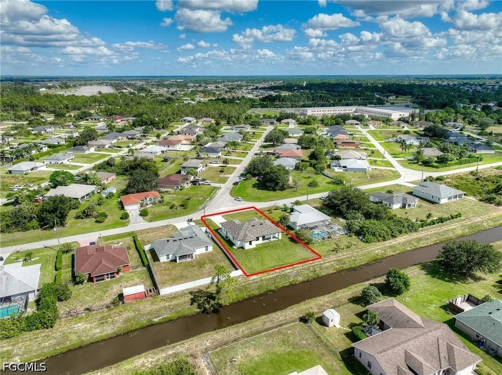1019 Cedartree Avenue Lehigh Acres FL 33971