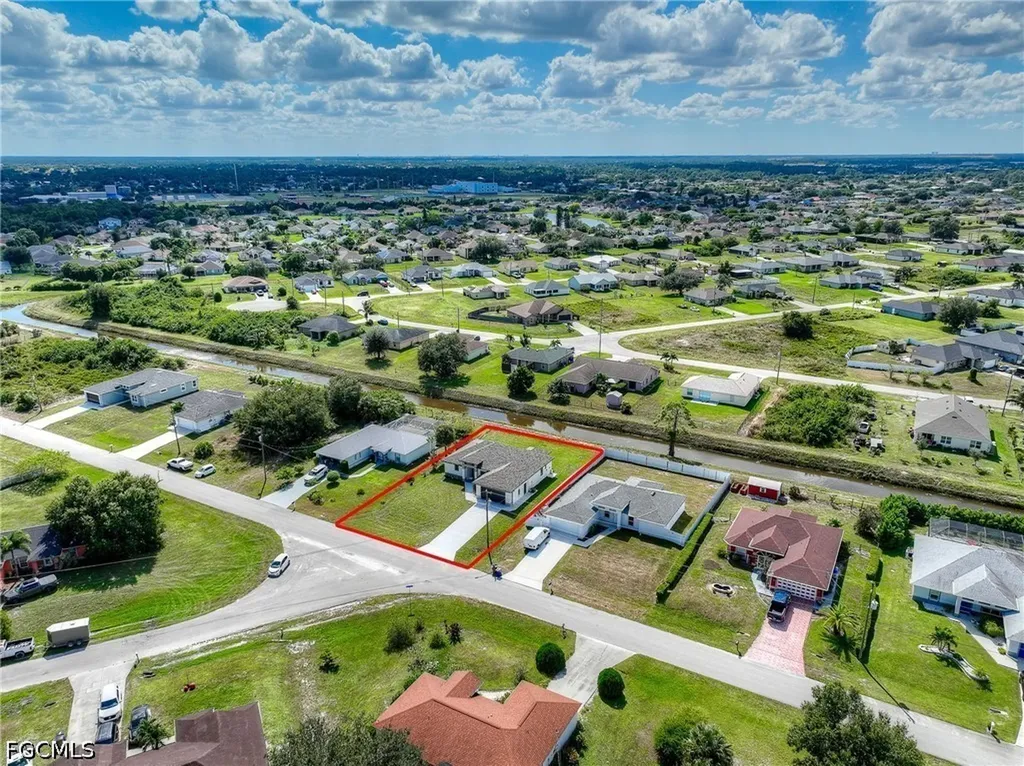 1019 Cedartree Avenue Lehigh Acres FL 33971