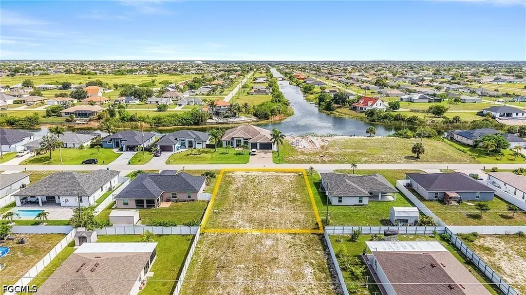 914 NW 8th Terrace Cape Coral FL 33993
