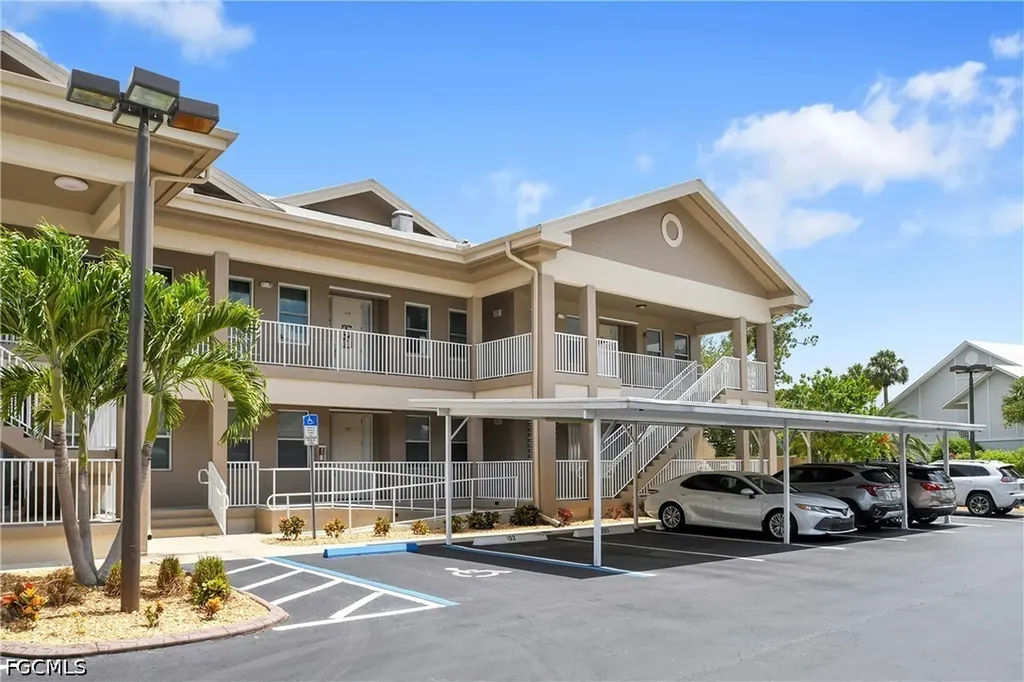 15250 Riverbend Boulevard North Fort Myers FL 33917