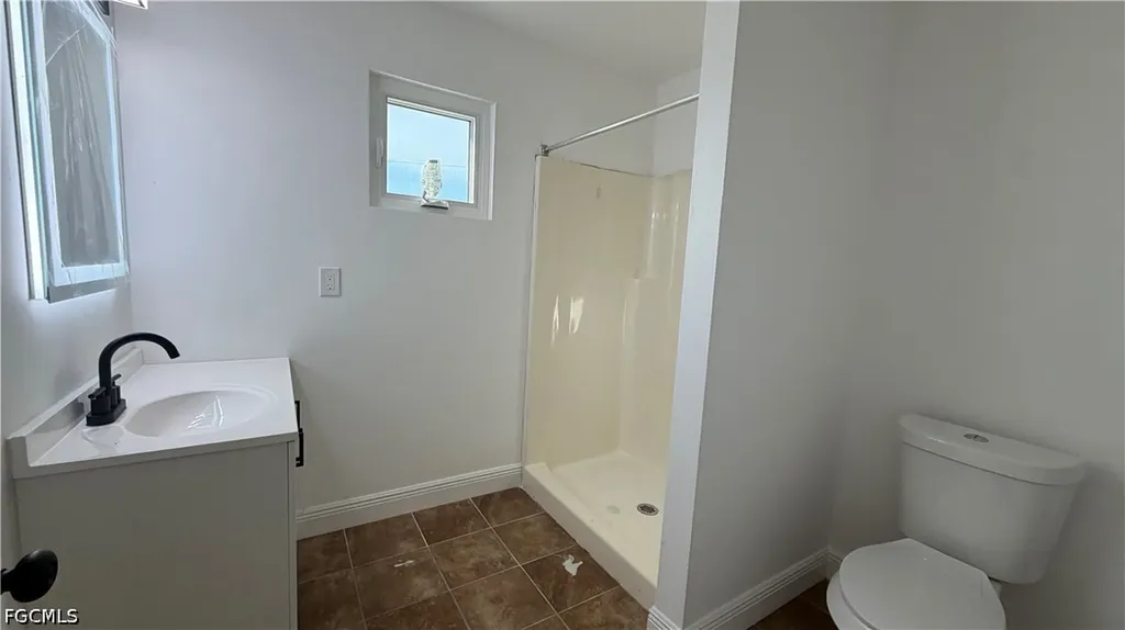 1101/1013 Country Club Boulevard Cape Coral FL 33990