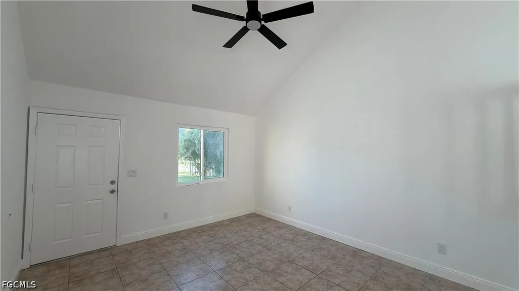 1101/1013 Country Club Boulevard Cape Coral FL 33990
