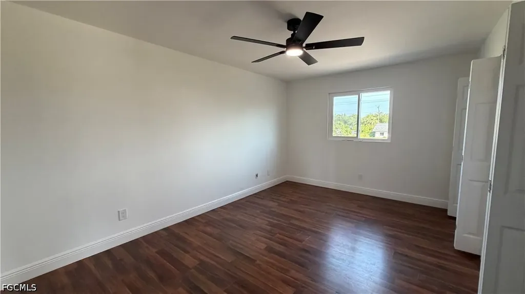 1101/1013 Country Club Boulevard Cape Coral FL 33990