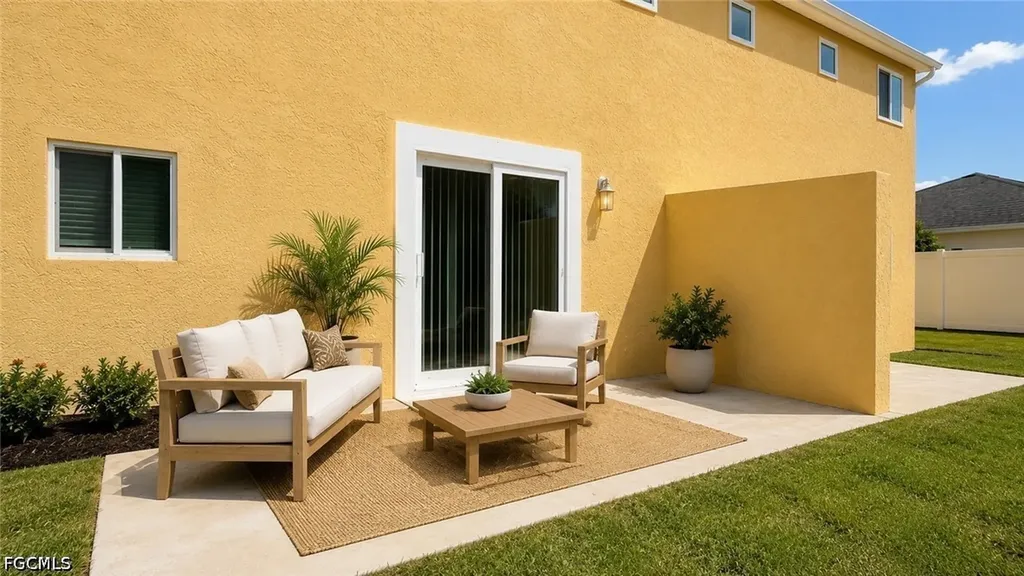 1101/1013 Country Club Boulevard Cape Coral FL 33990