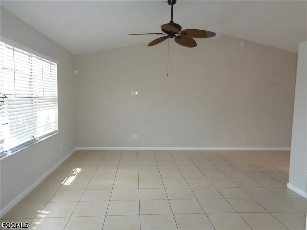 1510 SW 8th Place Cape Coral FL 33991