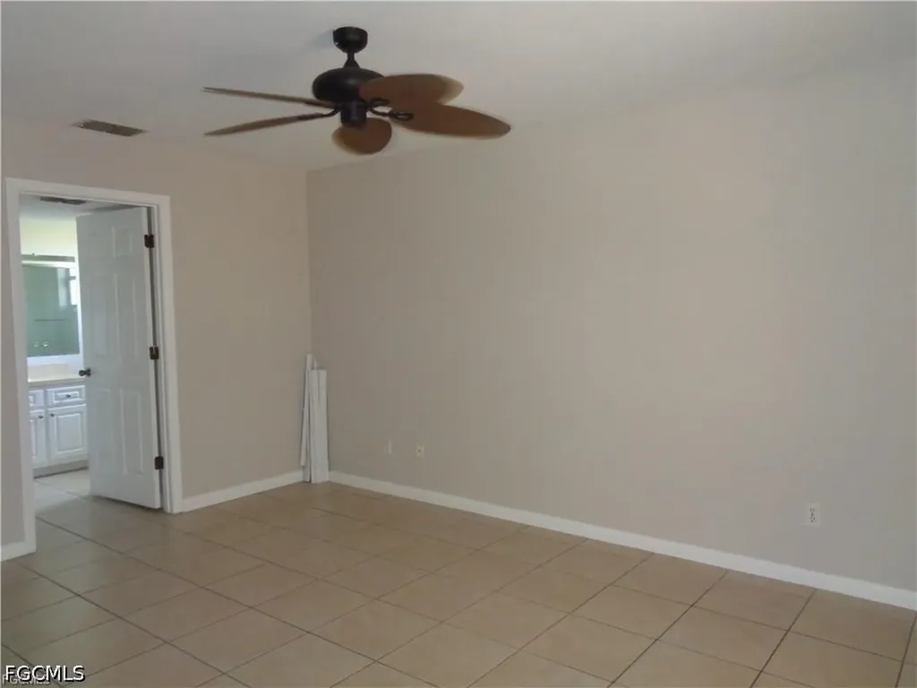1510 SW 8th Place Cape Coral FL 33991