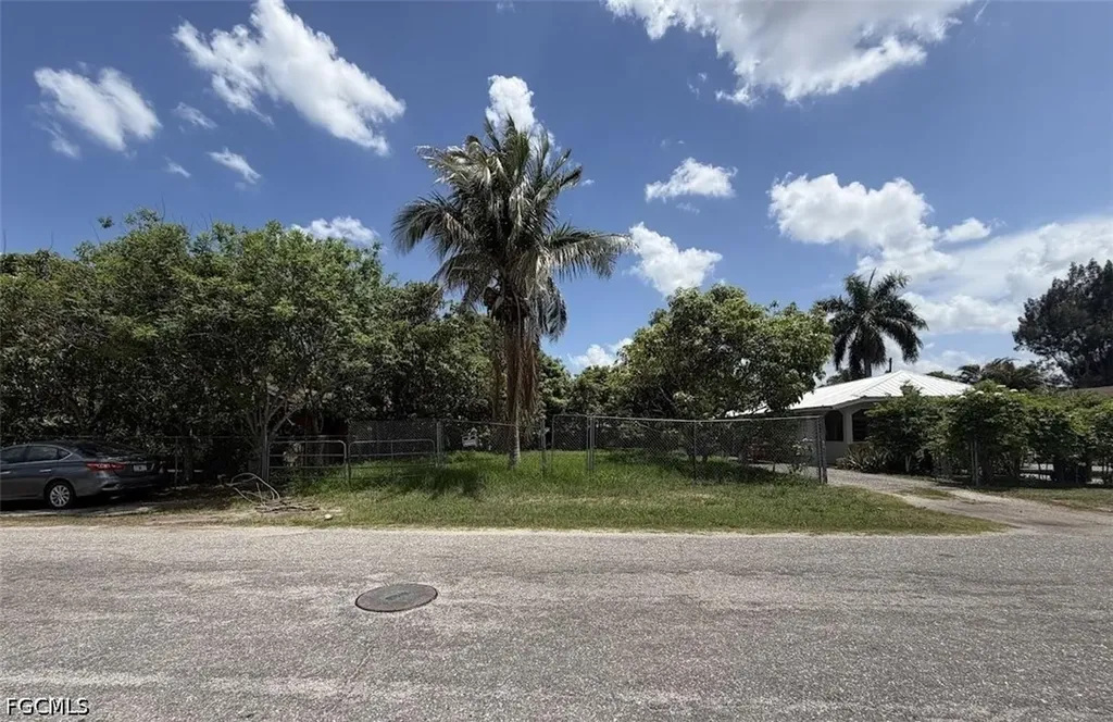 324 E Obispo Avenue Clewiston FL 33440