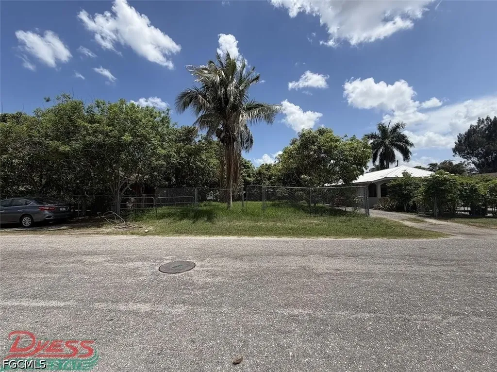 324 E Obispo Avenue Clewiston FL 33440