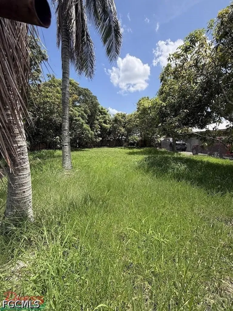 324 E Obispo Avenue Clewiston FL 33440