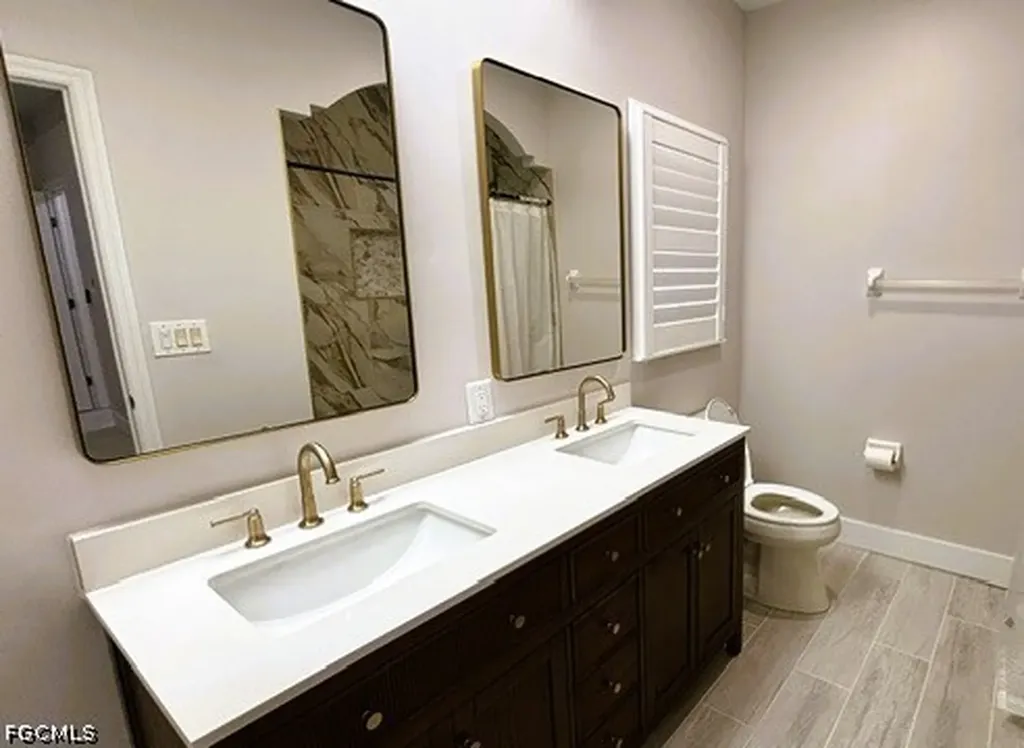 2205 SE 18th Avenue Cape Coral FL 33990