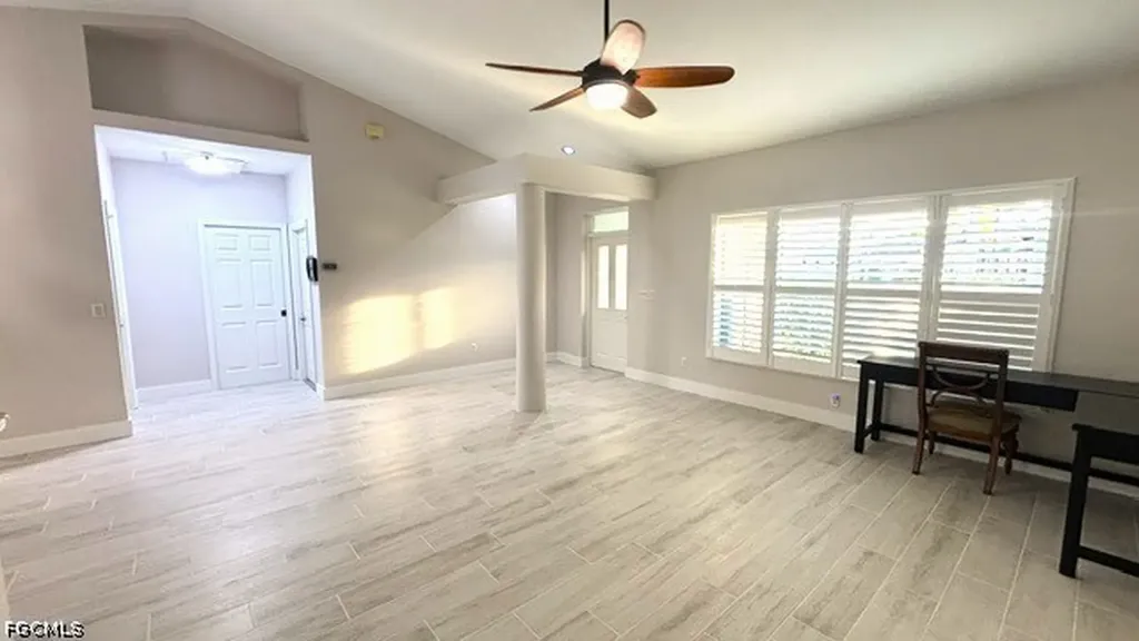 2205 SE 18th Avenue Cape Coral FL 33990