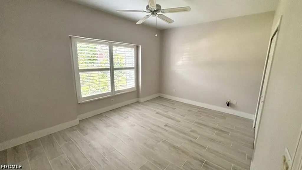 2205 SE 18th Avenue Cape Coral FL 33990