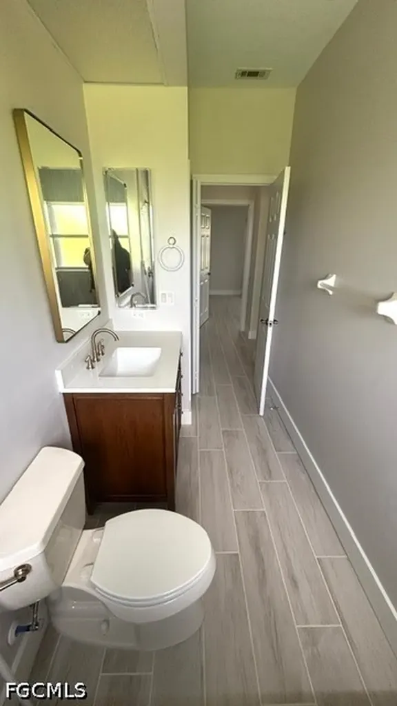 2205 SE 18th Avenue Cape Coral FL 33990