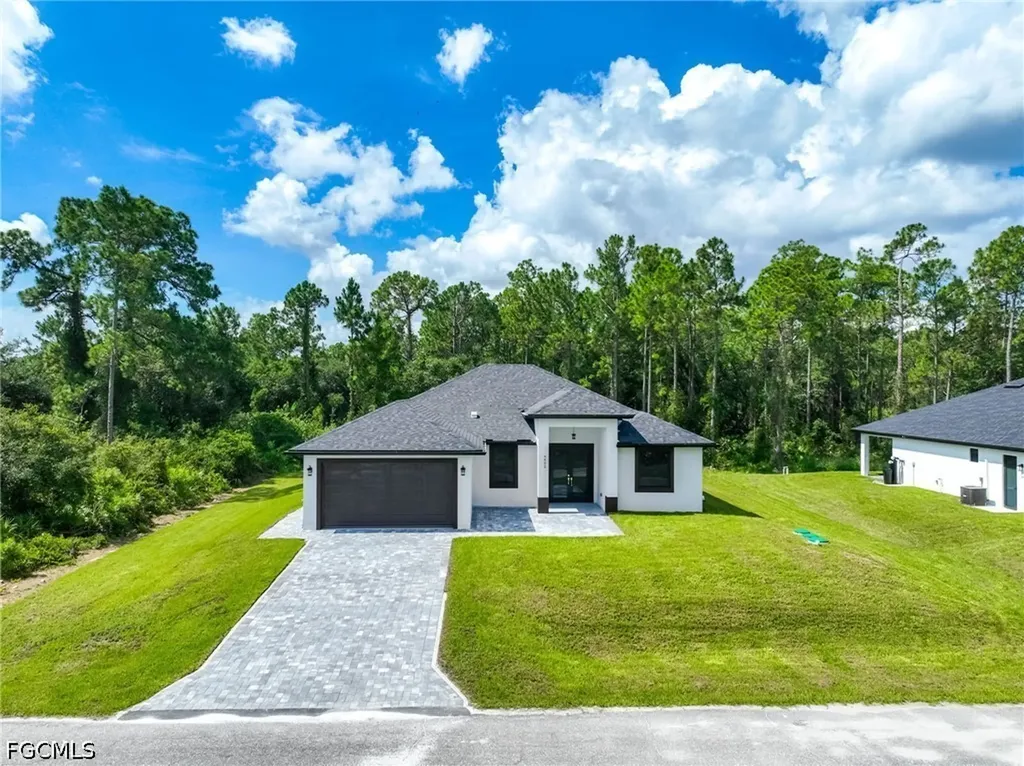 4402 E 13th Street Lehigh Acres FL 33972