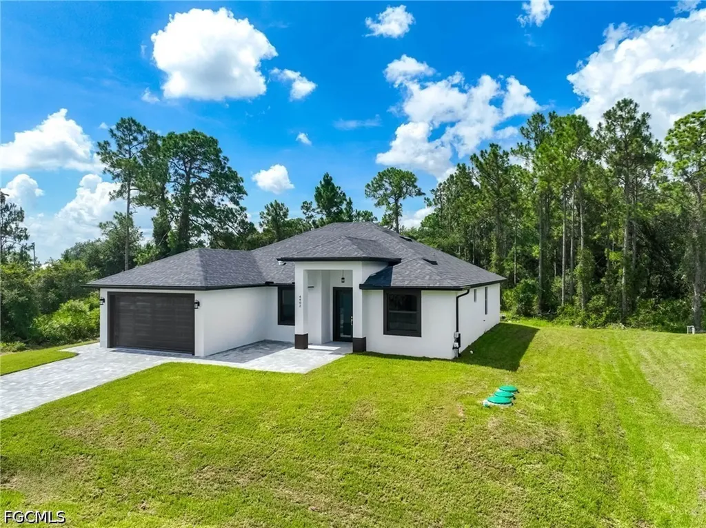 4402 E 13th Street Lehigh Acres FL 33972