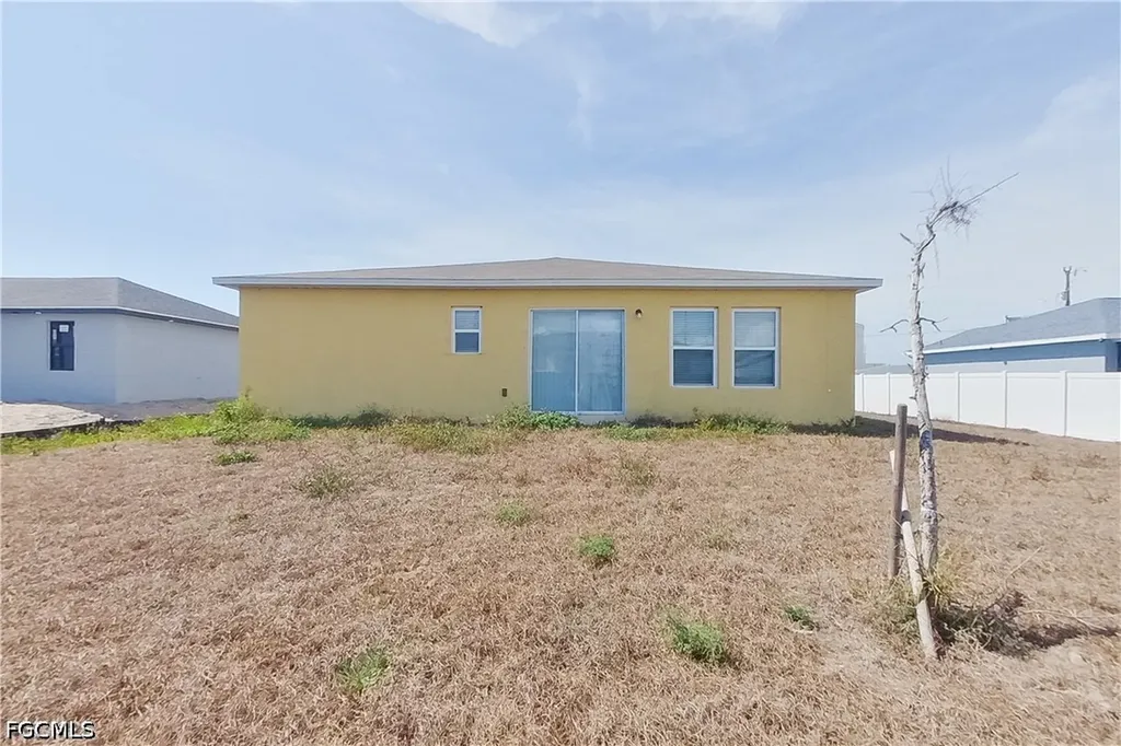 2227 NW 11th Court Cape Coral FL 33993