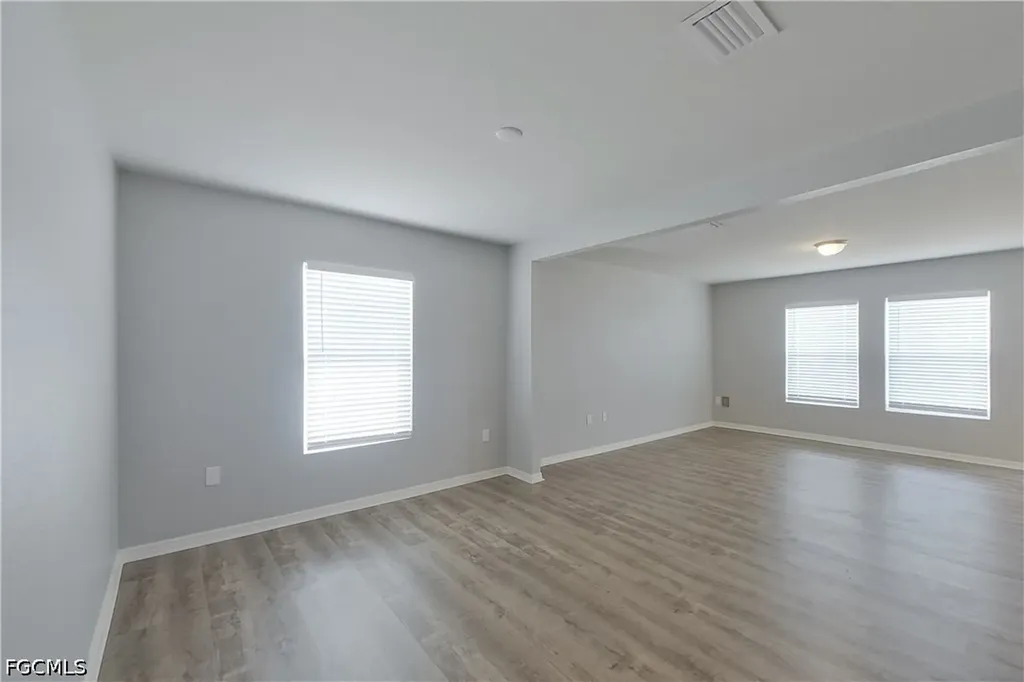 2227 NW 11th Court Cape Coral FL 33993