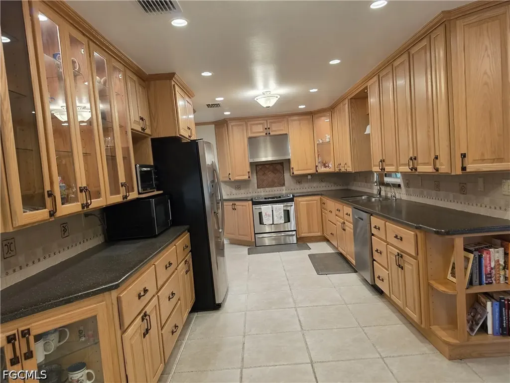 444 E Osceola Avenue Clewiston FL 33440