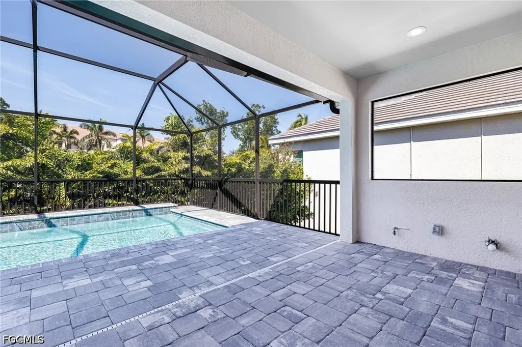 17812 Summerland Key Court Fort Myers FL 33908