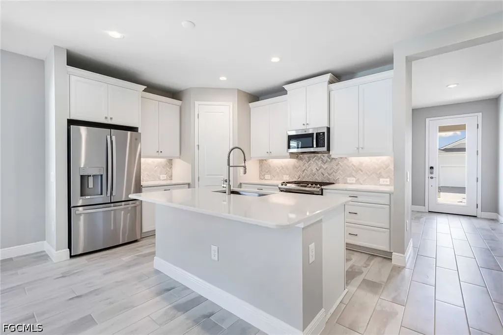 17812 Summerland Key Court Fort Myers FL 33908