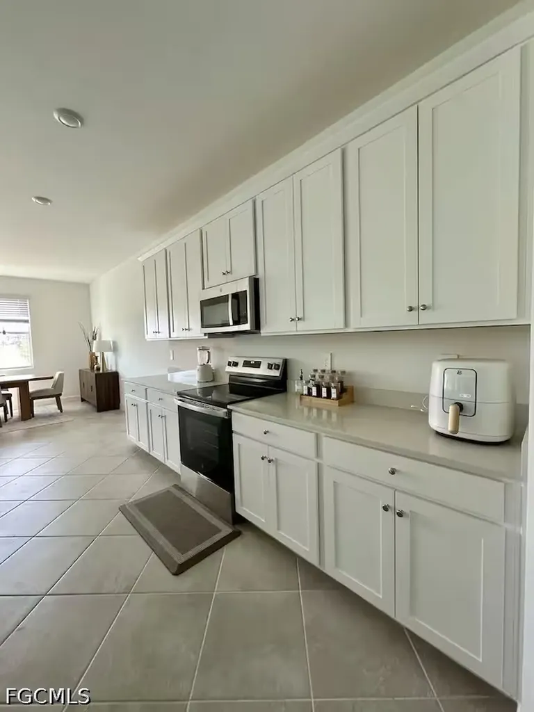 9291 Aqua Overlook Court Lehigh Acres FL 33936